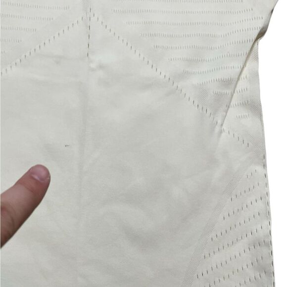 LULULEMON Time Warp Seamless Shirt White/Cream Size 8 Estimated - Picture 8 of 8